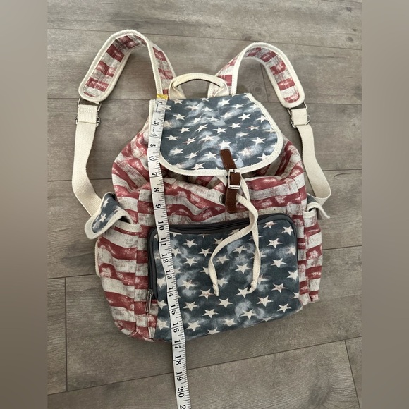 Gorgeous Large Vintage Rustic American Flag Backpack Shoulder Bag New - Picture 11 of 16